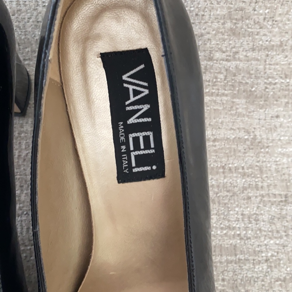 Vaneli black patent leather heels/pumps . Size 8M - Picture 2 of 9